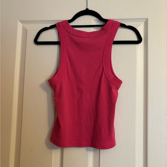 Women's Sleeveless Pink Top - Picture 2 of 4